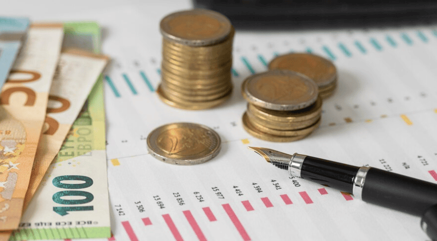 Apa Efek Kurs dan Spread Saat Transfer ke Luar Negeri?