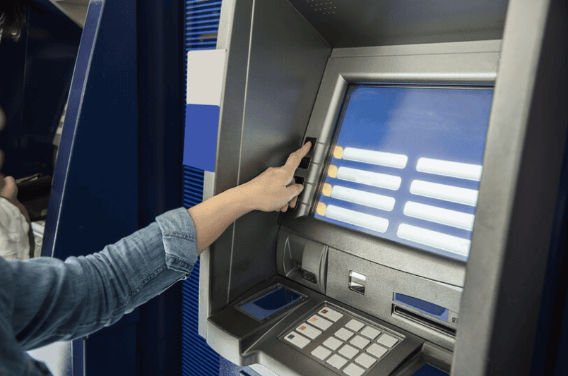 Daftar Bank Indonesia yang Bisa Digunakan di Luar Negeri